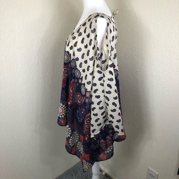 Rue21 Poncho Style Sleeveless Lightweight Top Size S - Picture 4 of 8